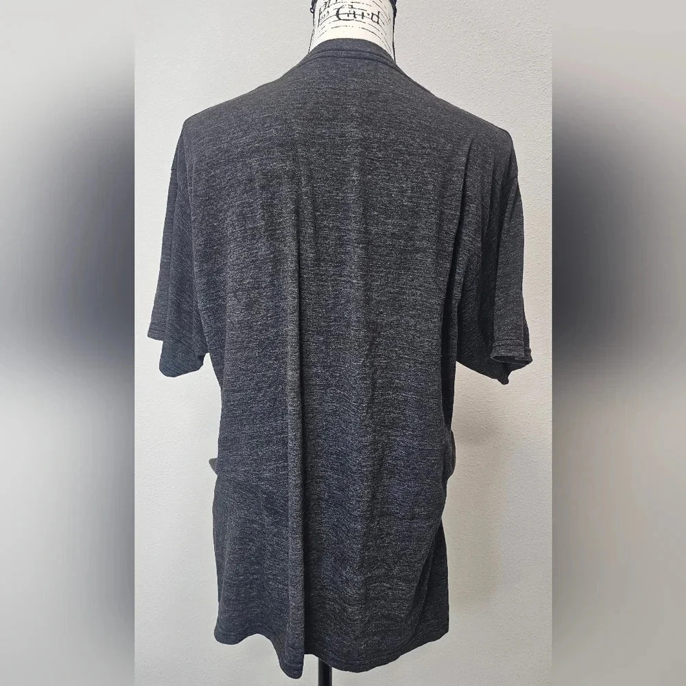 Official Rolling Stones L Red Heather Gray Soft Top  Short Sleeves Lips Size L - Picture 3 of 8